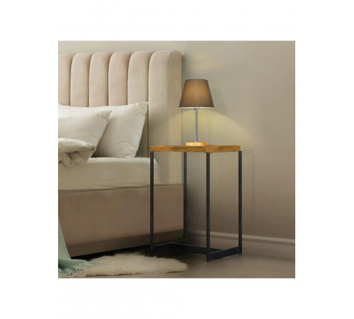 Вузький приставний столик — практичність у компактному форматіМ