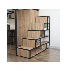 Сходи Аверса 44