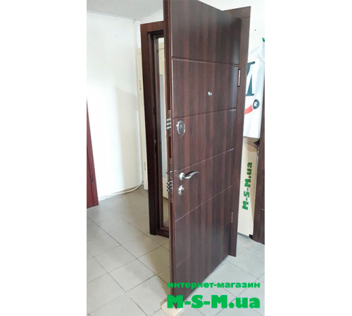 Вхідні двері LUXURY