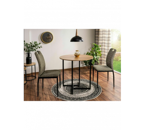 Стіл на 5 осіб 80×80 для вітальні