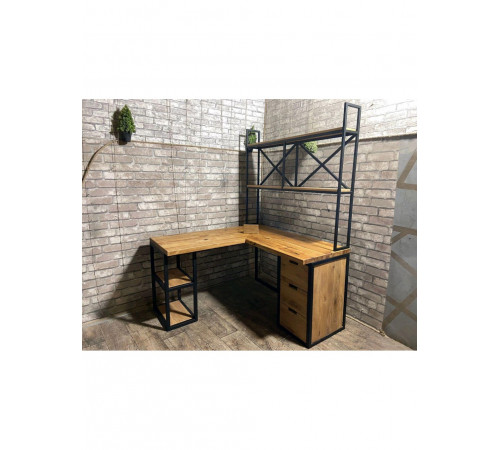 Письменный стол с выдвижными ящиками