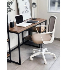 Стол домашний две полки