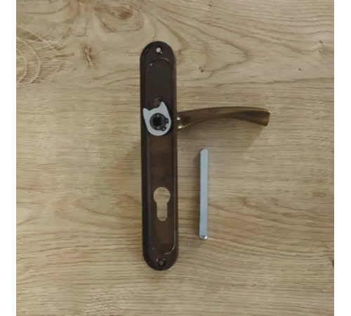 Дверна ручка на планці Imperial bravo 72 BK AB