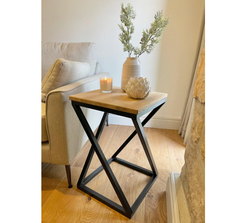 Журнальный столик – классика с лофт-акцентом