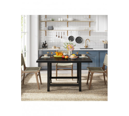 Обеденный стол квадратный