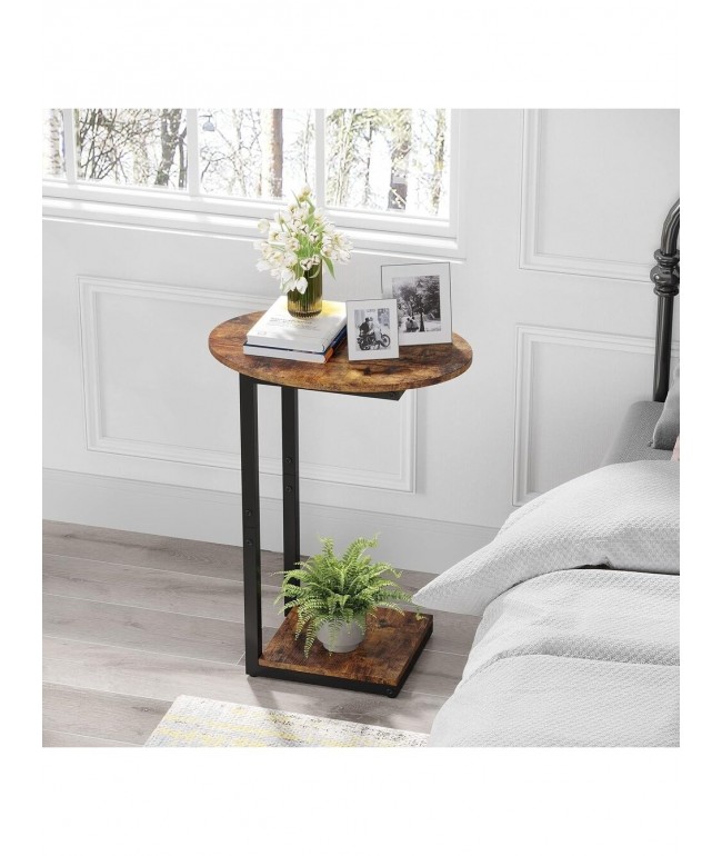 Набір невеликих C-подібних столиків