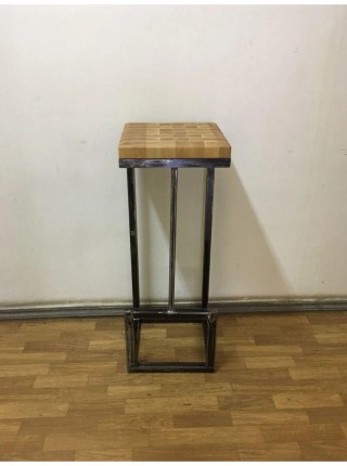 Стілець барний