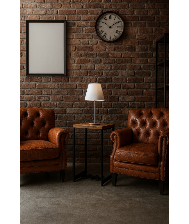 Вузький приставний столик — практичність у компактному форматі