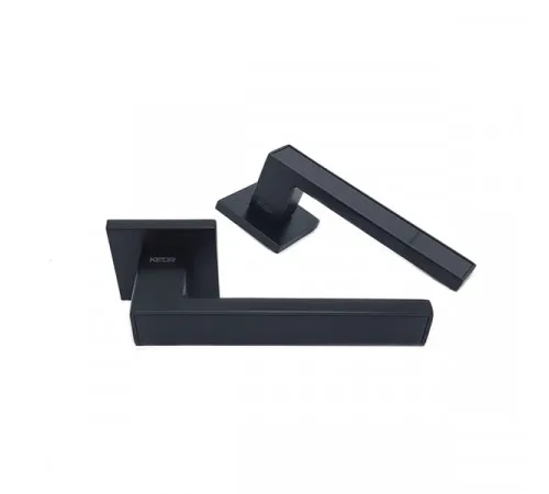 Дверна ручка KEDR ULTRA R21.810 MBP/BL: Total Black на тонкій розетці