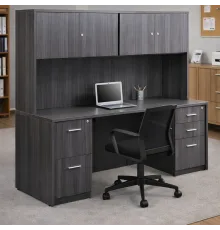 При работе Credenza и Hutch Set