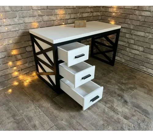 Письмовий стіл Table-37 від MSMLOFT — ідеальне поєднання міцності та стилю