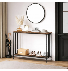 Узкий стол в прихожей