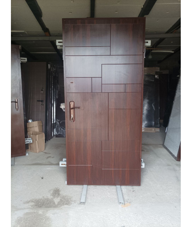 Входная дверь Вулкан