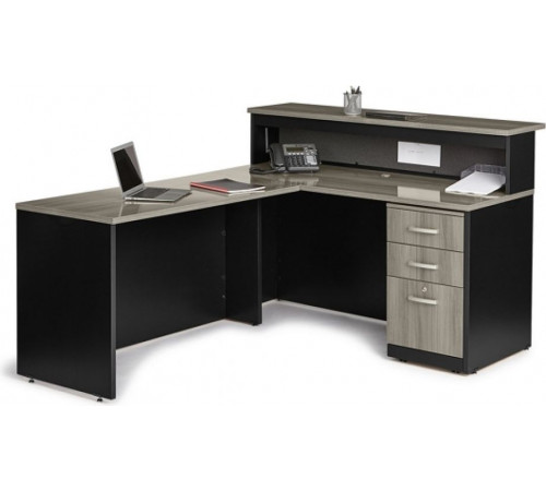 Г-образная стойка регистрации – 152,5×182×106,5 см