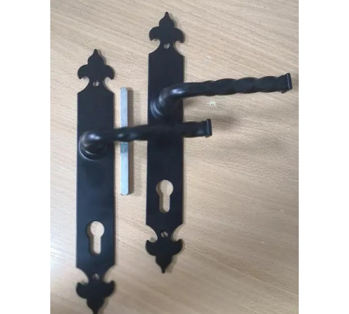 Дверна ручка Imperial Black EX 101 кована чорна