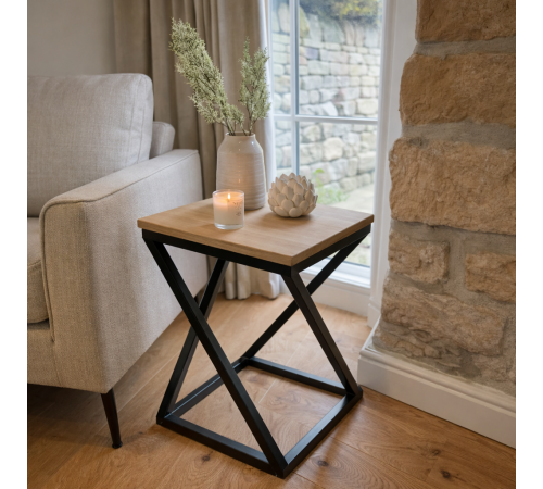 Журнальный столик – классика с лофт-акцентом