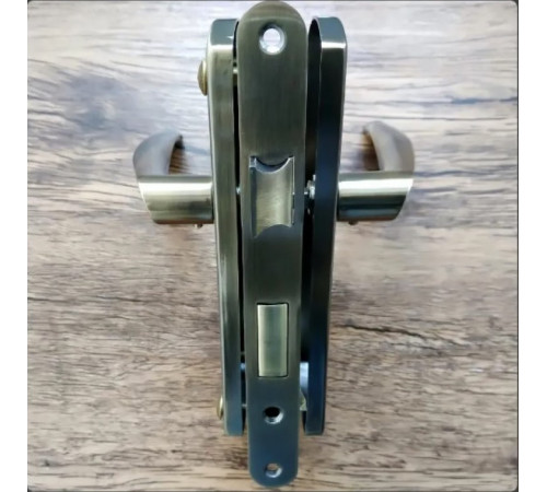 Замок KEDR CLASS врезной с ручками 1423 NI