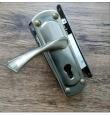 Замок KEDR CLASS врізний з ручками 1423 NI