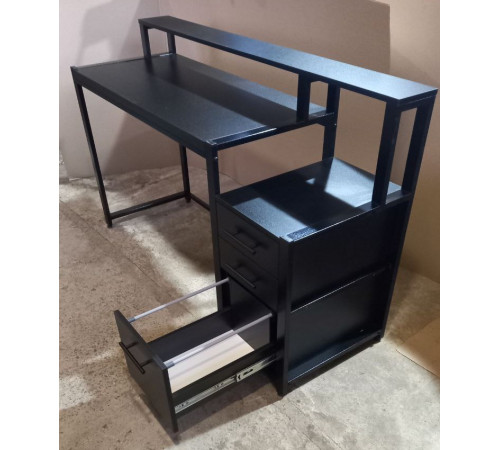 Компьютерный стол с ящиками и подставкой для монитора