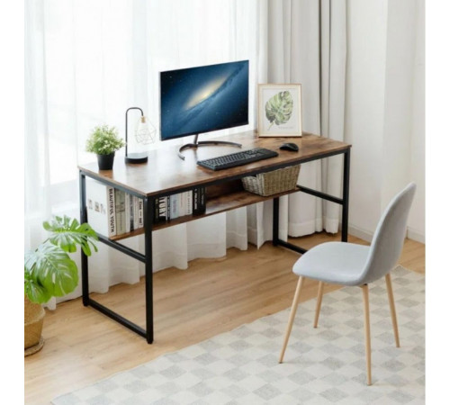 Компьютерный стол на металлической основе