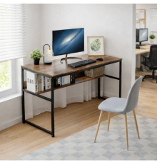 Компьютерный стол на металлической основе