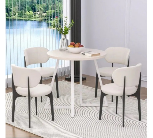 Небольшой круглый обеденный стол на 4 человека