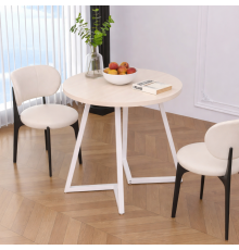 Небольшой круглый обеденный стол на 4 человека