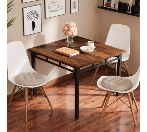 Обеденный стол на 4 человека