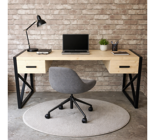 Письменный стол