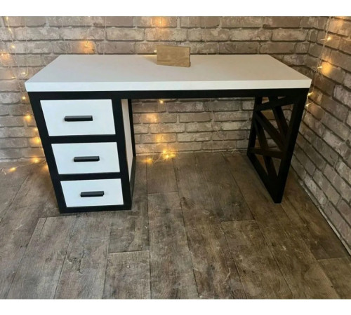 Письмовий стіл Table-37 від MSMLOFT — ідеальне поєднання міцності та стилю
