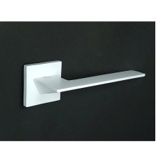 Ручки на розетці KEDR ULTRA R21.175 MWH