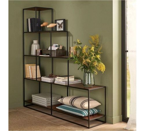 Стеллаж New – большие размеры, стильные материалы