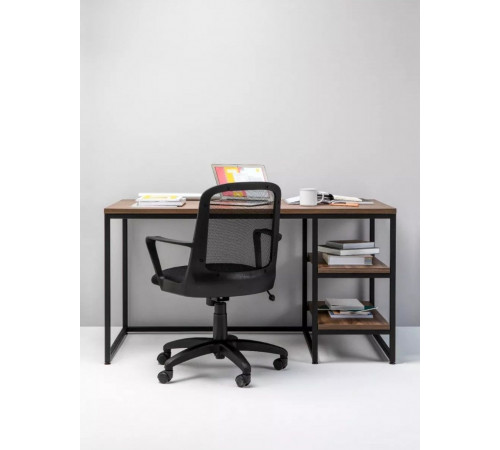 Стол домашний с двумя полками – 135×60×76 см.