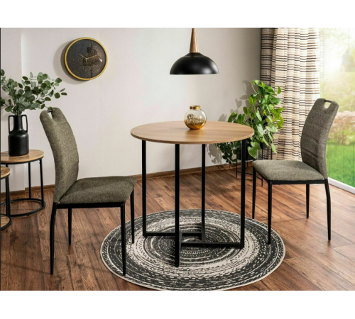 Стол на 5 человек 80×80 для гостиной