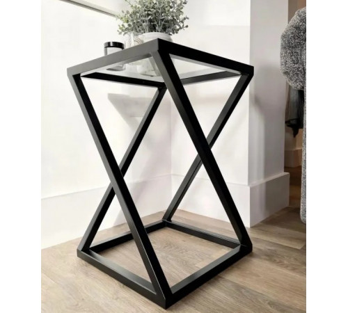 Приставной журнальный столик MSMLOFT — металлический каркас и стекло.