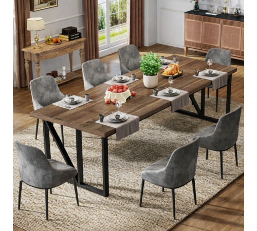 Обеденный стол – идеален для крупных компаний.